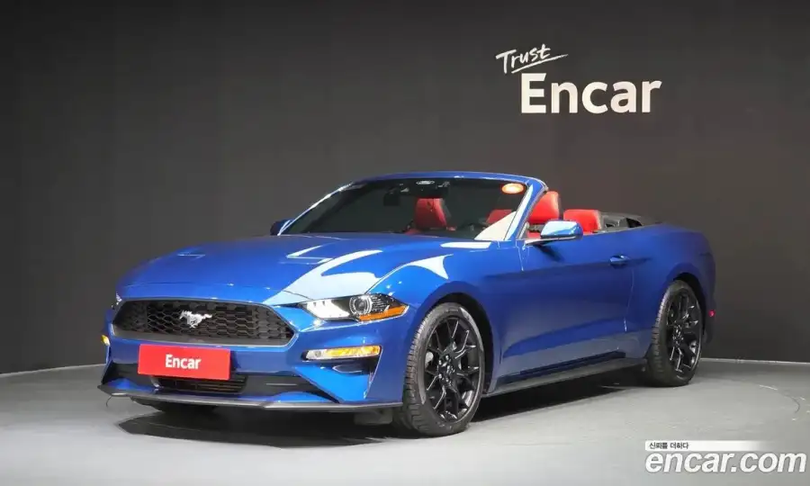 Ford Mustang Convertible