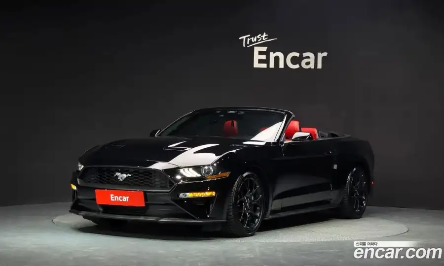 Ford Mustang Convertible