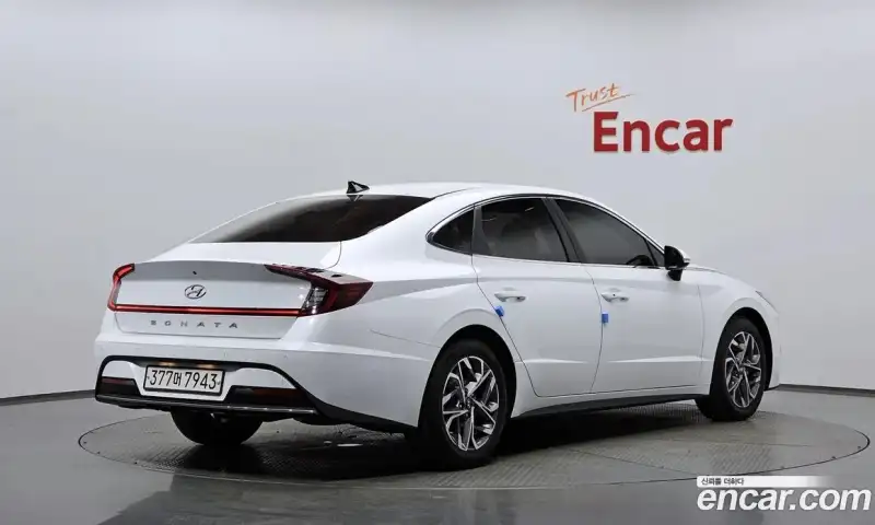 Hyundai Sonata 2.0 LPG rental car