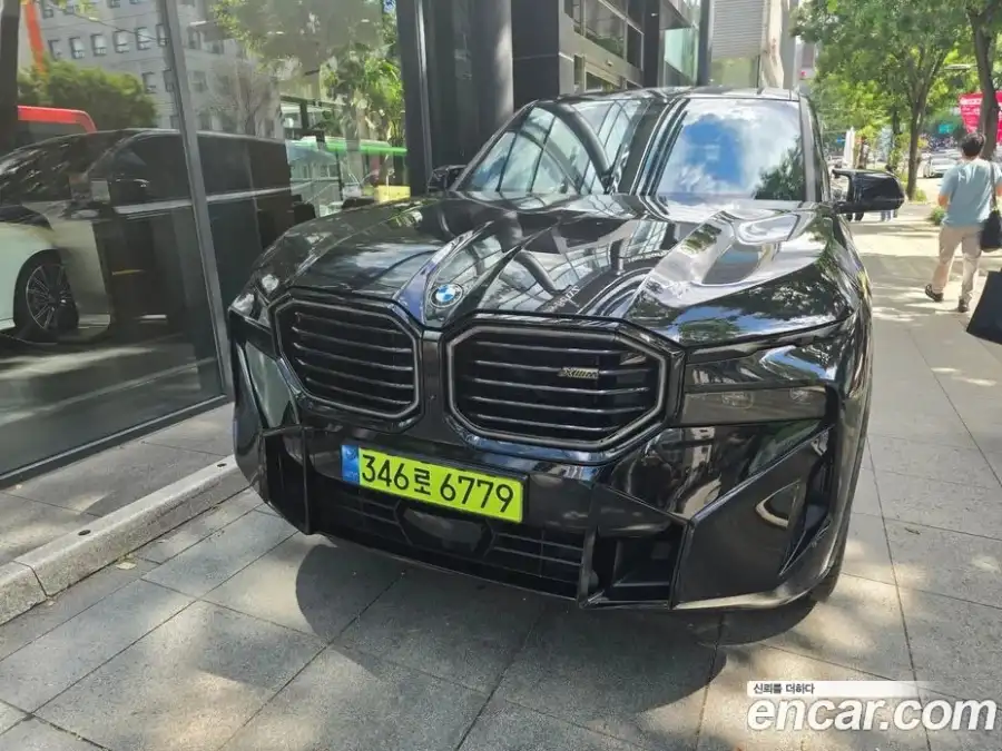 BMW XM 4.4