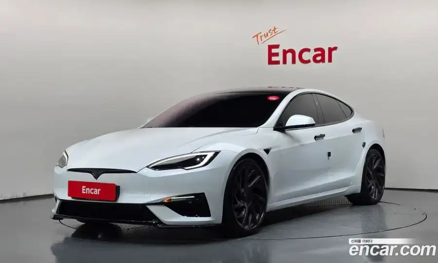 Tesla Model S Plaid