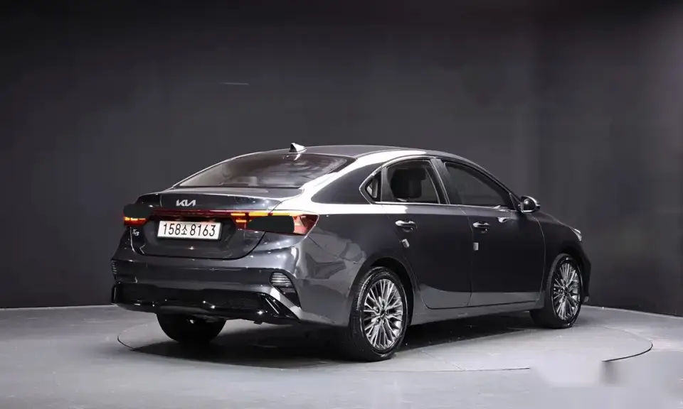 Kia K3 1.6 signature