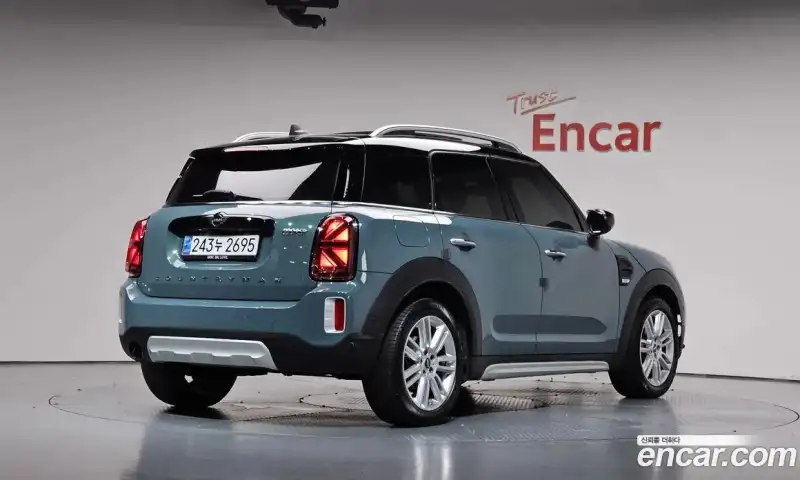 Mini Countryman Classic Plus Launch Pack