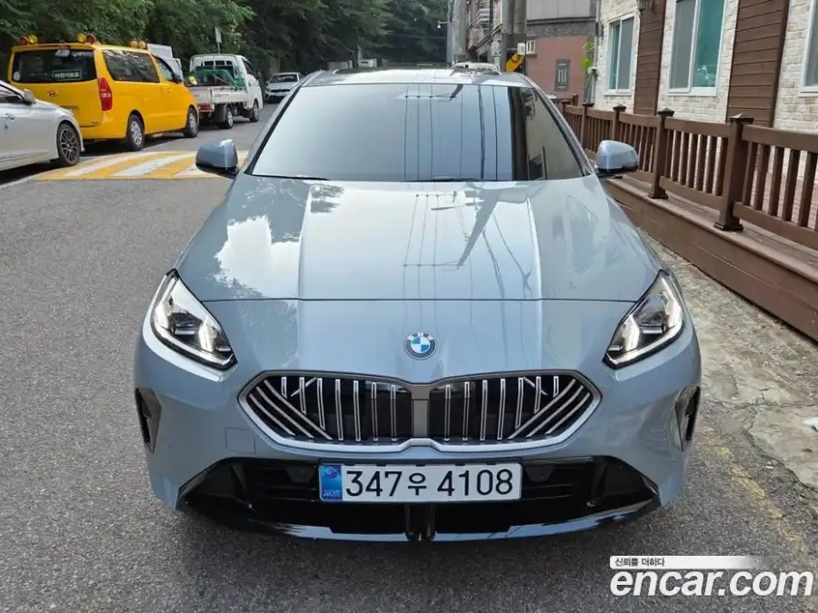 BMW 2-Series 220 M Sport Design