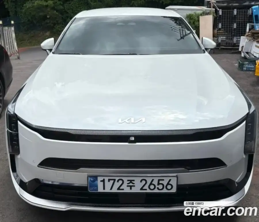 Kia K8 2.5 Gasoline 2WD