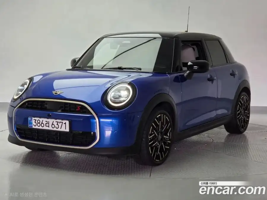 Mini Cooper 5 Door Favoured