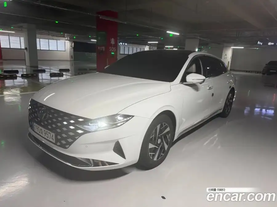 Hyundai Grandeur Le Blanc