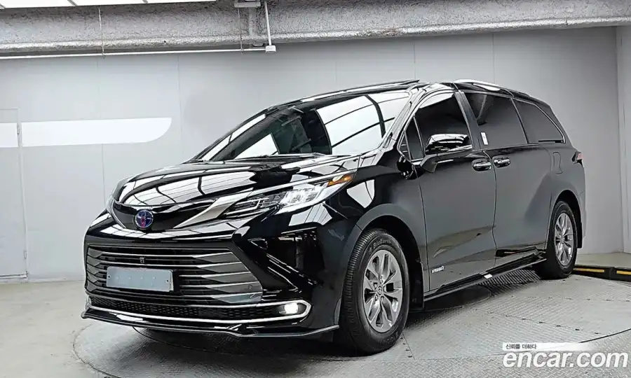 Toyota Sienna 2.5 Hybrid AWD