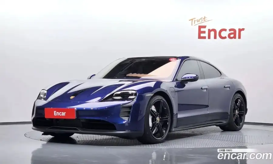 Porsche Taycan 4S
