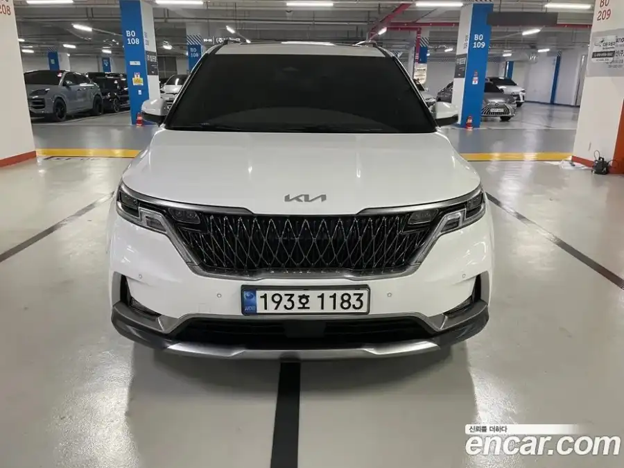 Kia Canival Diesel 9-Seater Noblesse