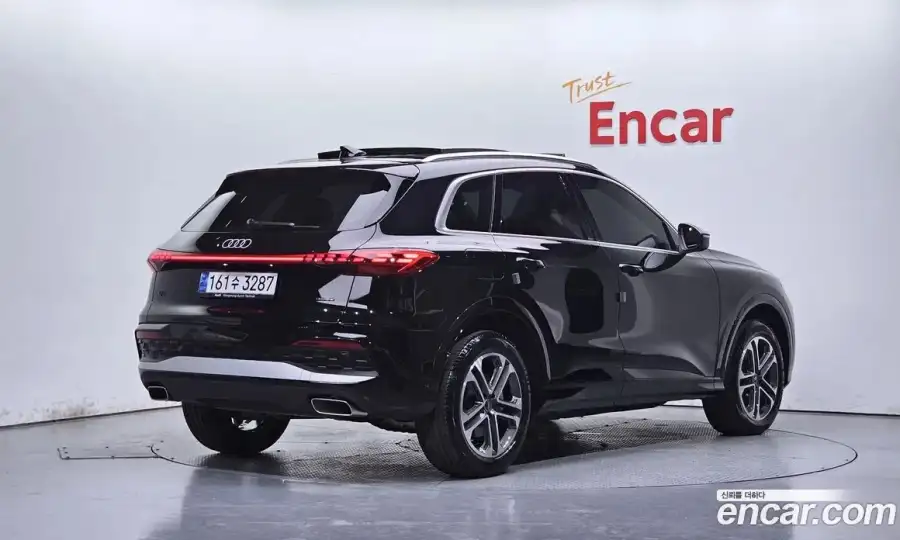 Audi Q5 40 TFSI Quiattro Advanced