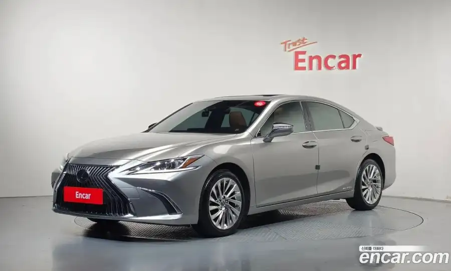 Lexus ES Luxury Plus