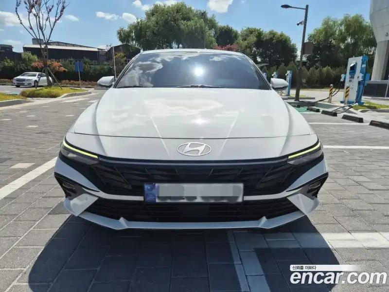 Hyundai Avante 1.6