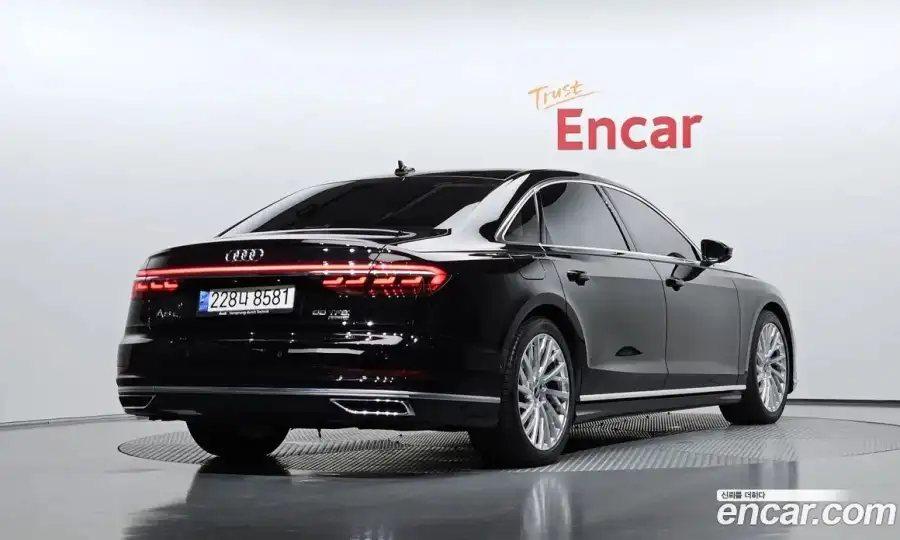 Audi A8 55 TFSI Quattro LWB