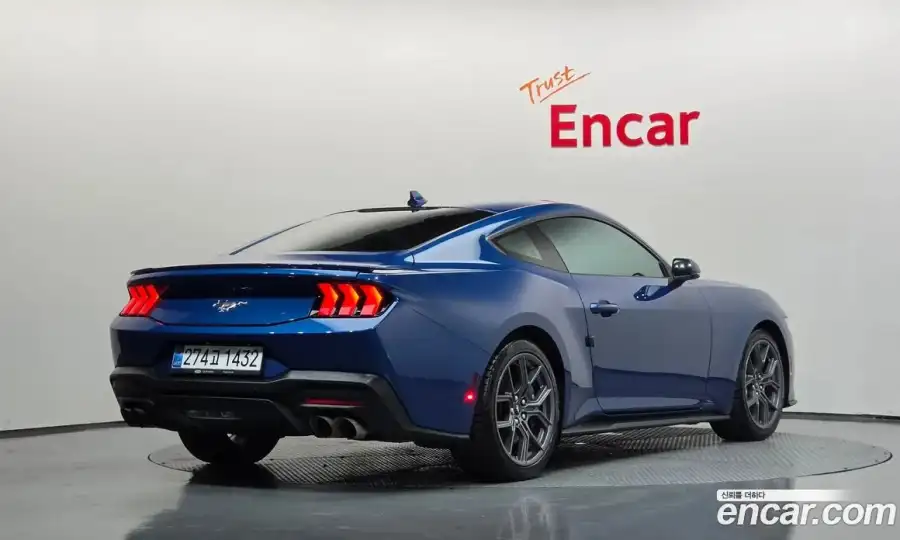 Ford Mustang 2.3 EcoBoost Premium Coupe