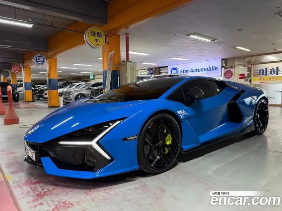 Lamborghini Revuelto 6.5 V12