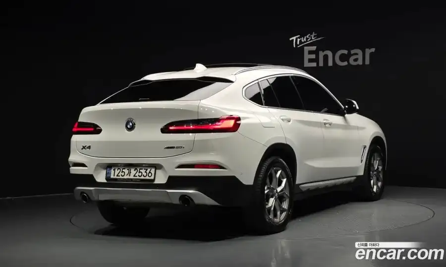 BMW X4 xDrive20i xLine