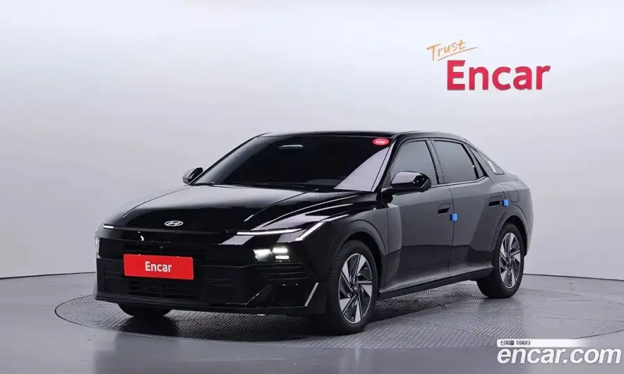Hyundai Avante 2.0