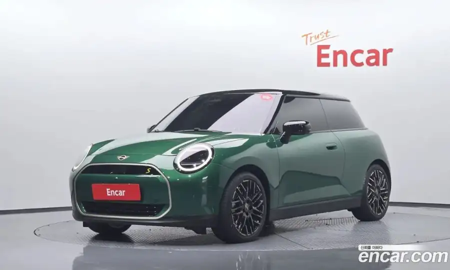 Mini Cooper SE Favoured