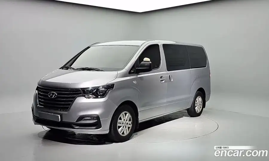 Hyundai Starex Van 3-Seater