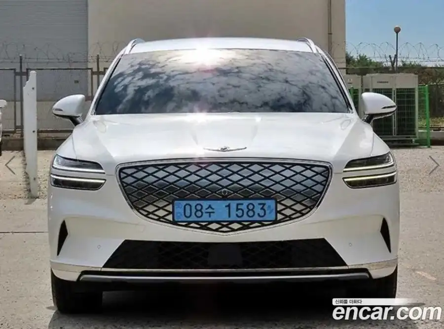 Genesis GV70 e-AWD