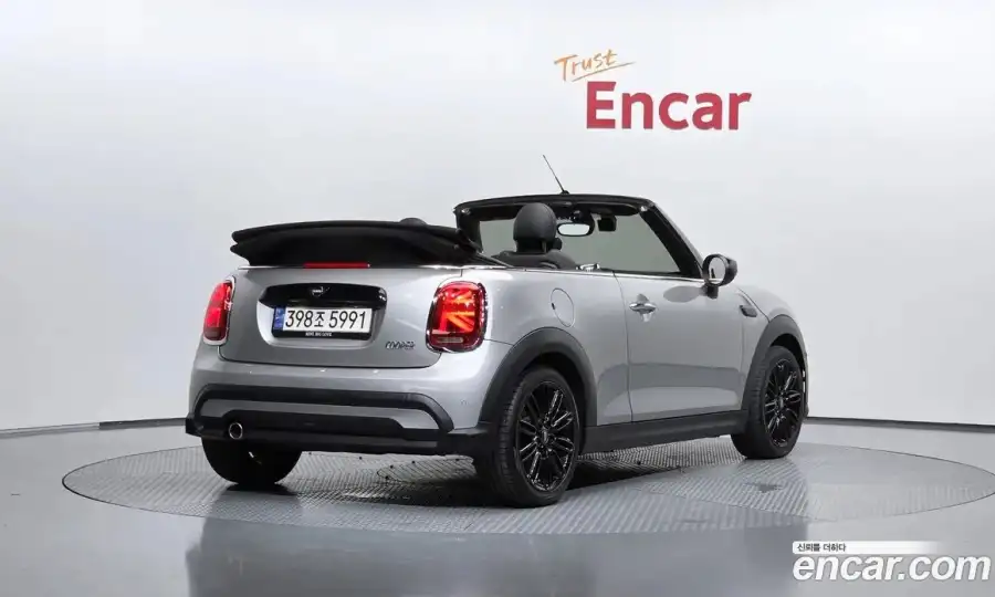 Mini Cooper Convertible Classic