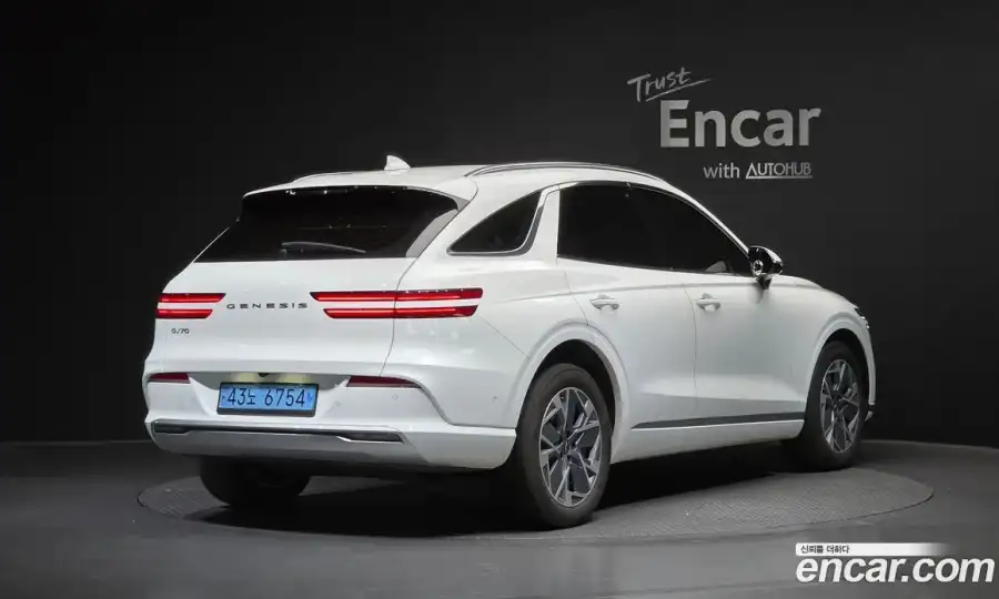 Genesis GV70 e-AWD