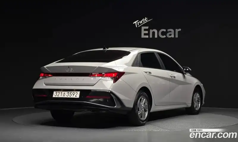Hyundai Avante 1.6 LPi Rent car