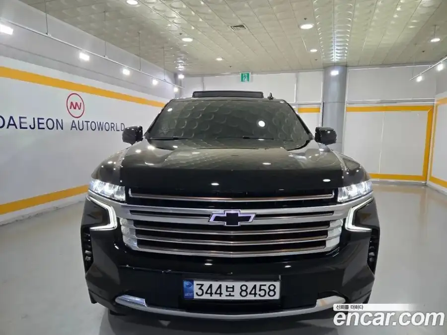 Chevrolet Tahoe 6.2 Dark Knight 4WD