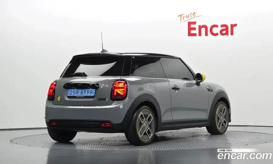 Mini Cooper SE Electric