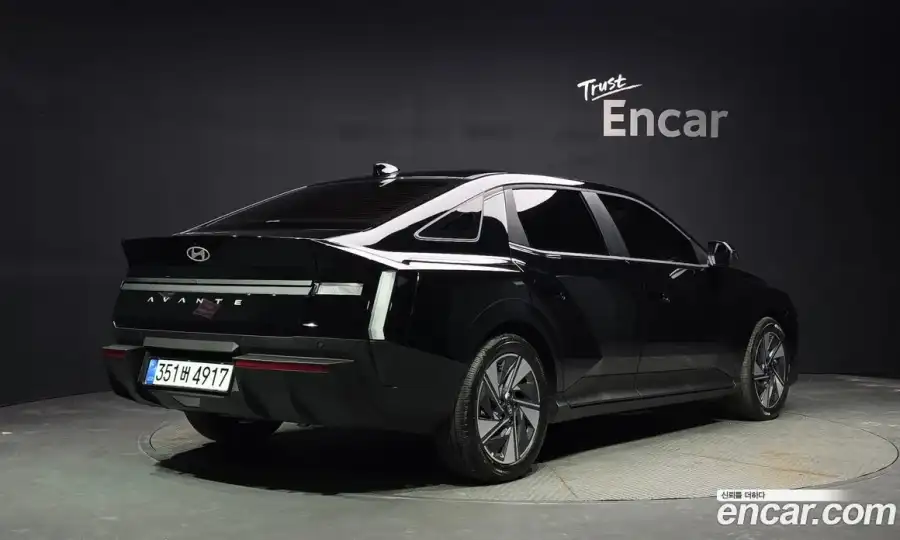 Hyundai Avante 2.0