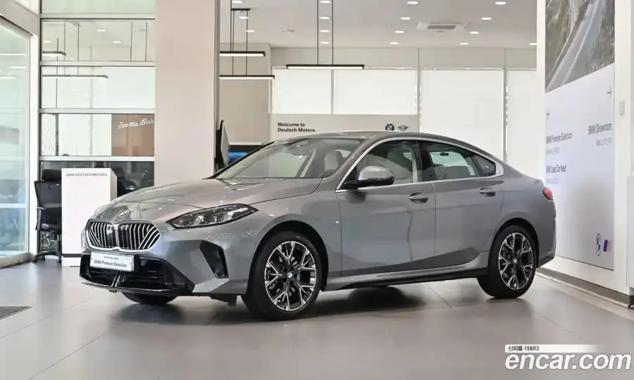BMW 2-Series 220 M Sport Design