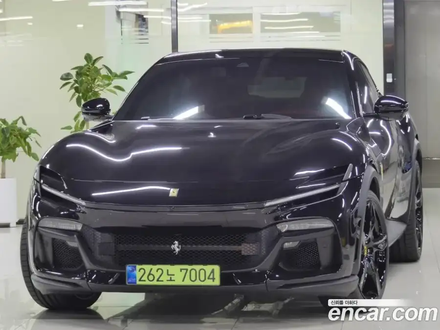 Ferrari Purosangue 6.5 V12