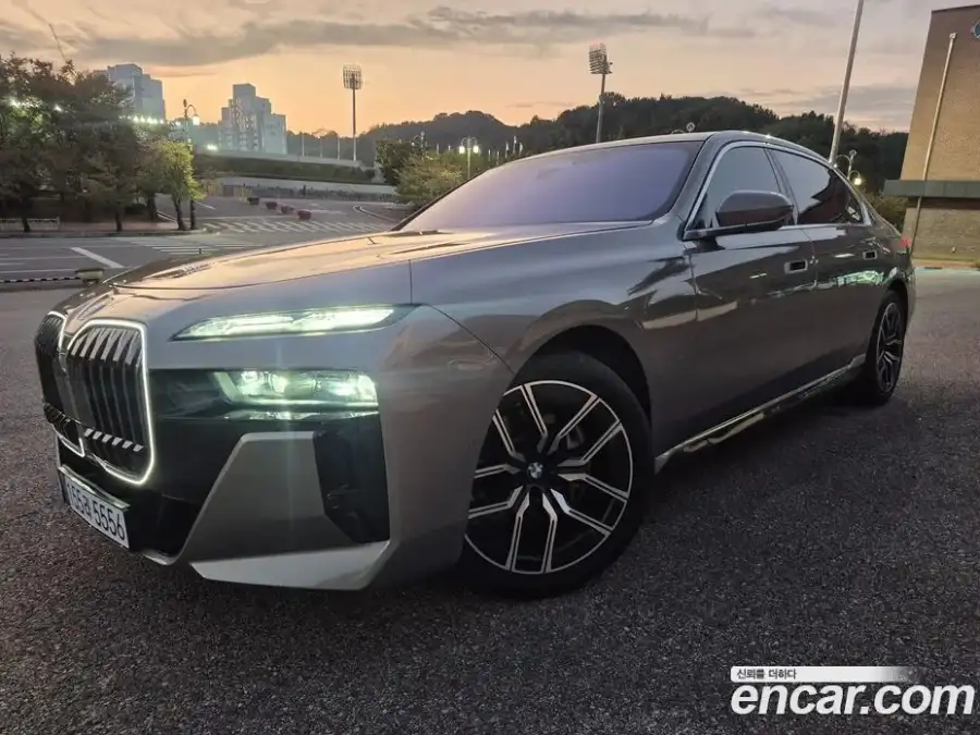 BMW 7-Series 740d xDrive M Sport