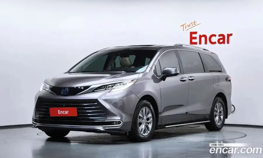 Toyota Sienna 2.5 Hybrid AWD