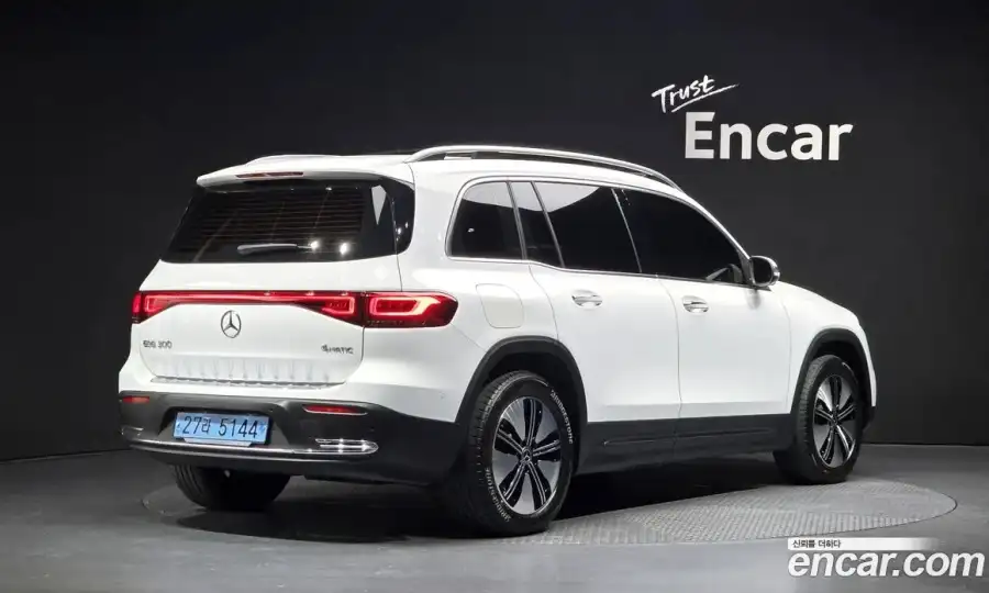 Mercedes-Benz Eqb EQB300 4MATIC