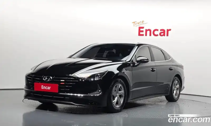 Hyundai Sonata 2.0 LPG rental car