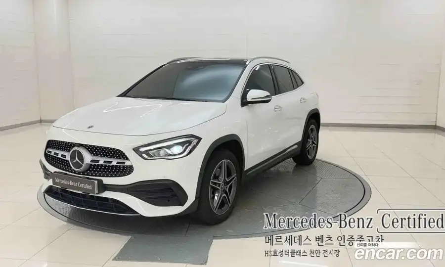 Mercedes-Benz GLA-Class GLA250 4MATIC
