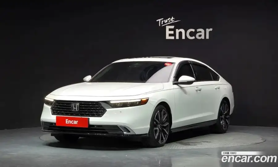 Honda Accord 2.0 Hybrid Touring