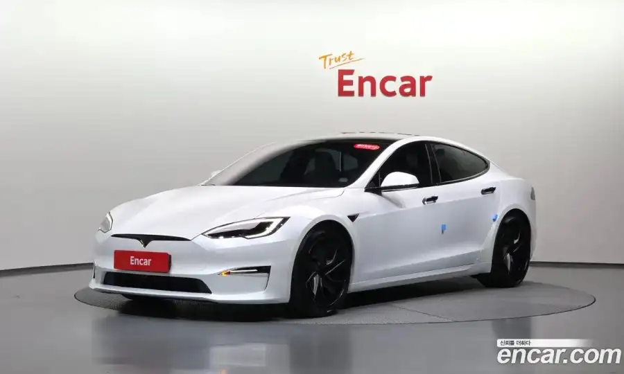 Tesla Model S AWD