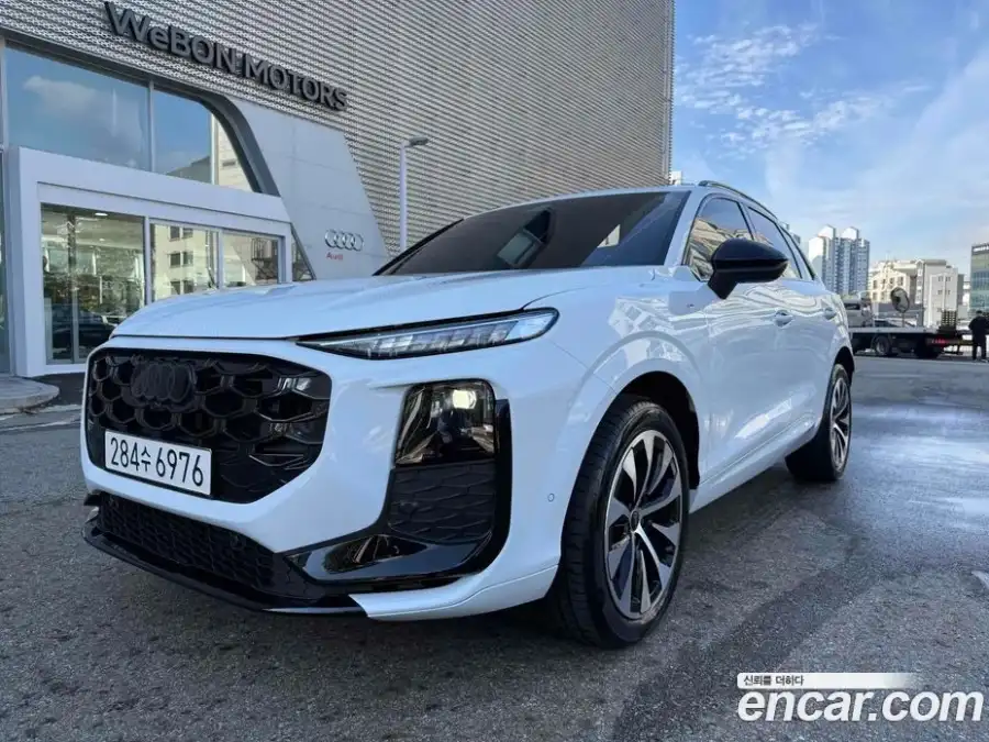 Audi Q3 TFSI Quattro S Line Black Edition