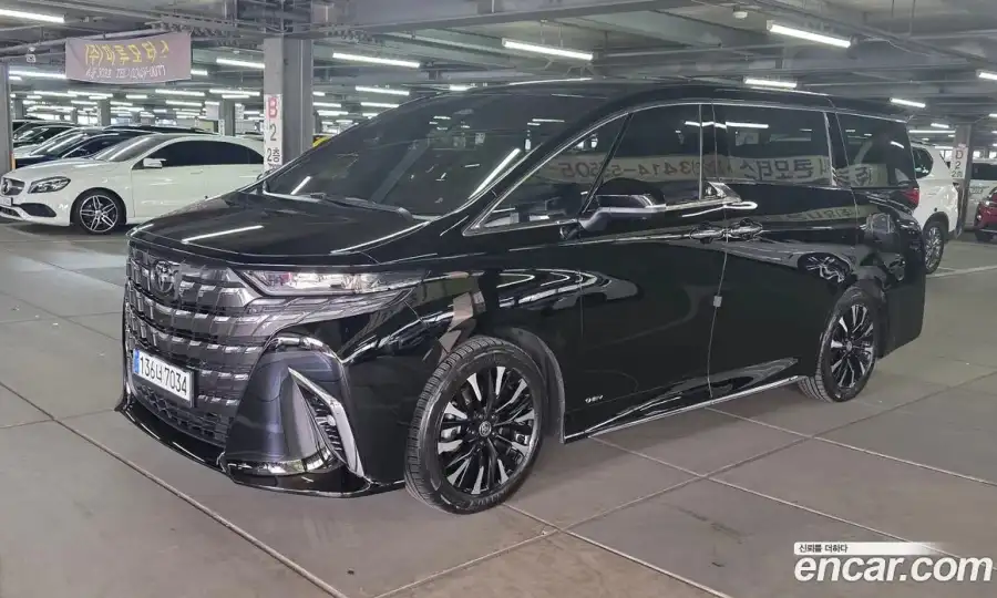 Toyota Alphard 2.5 HEV Executive AWD