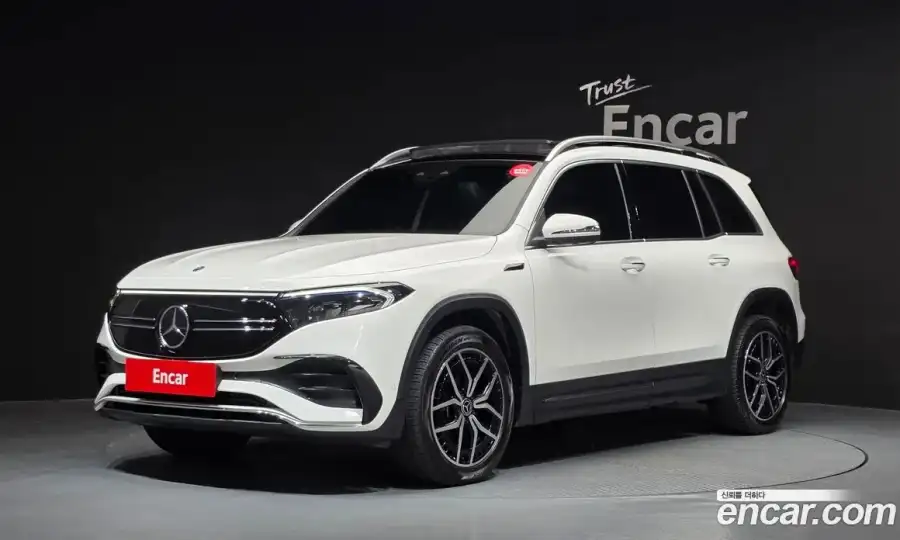 Mercedes-Benz Eqb EQB300 4MATIC AMG Line