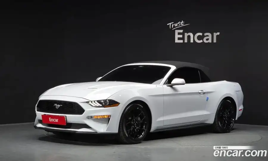 Ford Mustang Convertible