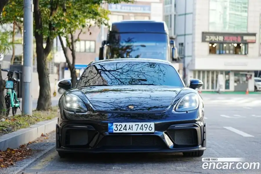 Porsche 718 4.0 GT4