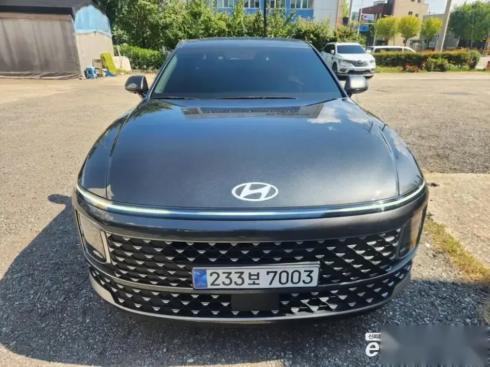 Hyundai Grandeur 2.5 Premium