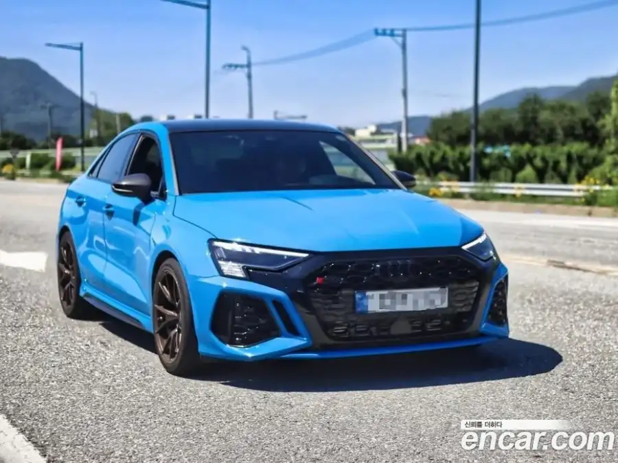Audi RS3 2.5 TFSI Quattro