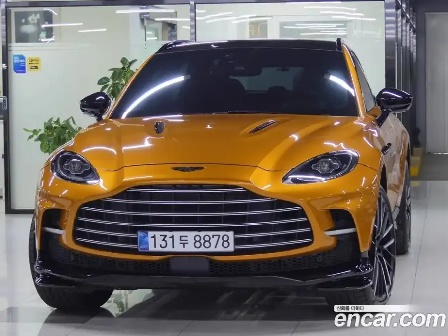 Aston Martin Dbx 4.0 V8 707