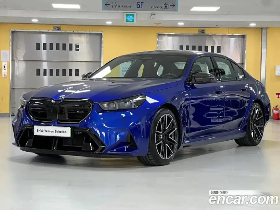 BMW M5 M5 Sedan