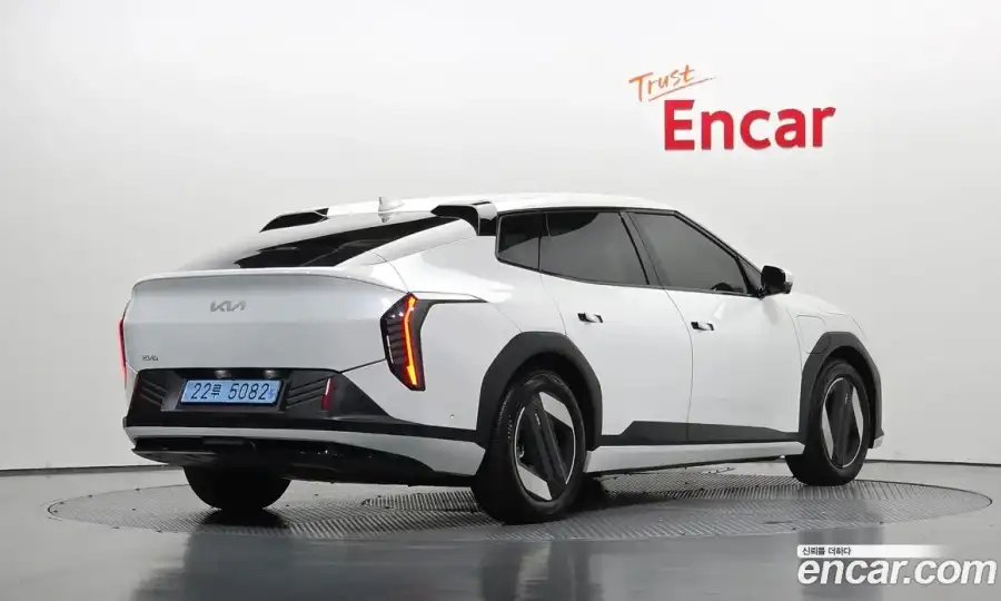 Kia EV4 Standard 2WD